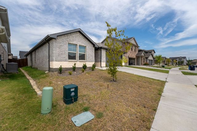 2416 Mankato Drive, Fort Worth, TX 76179