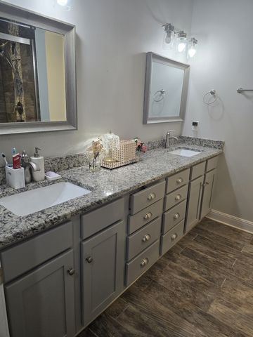 104 Yates Dr, Bon Aqua, TN 37025