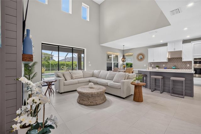 9069 LUNA LANE, Sarasota, FL 34241