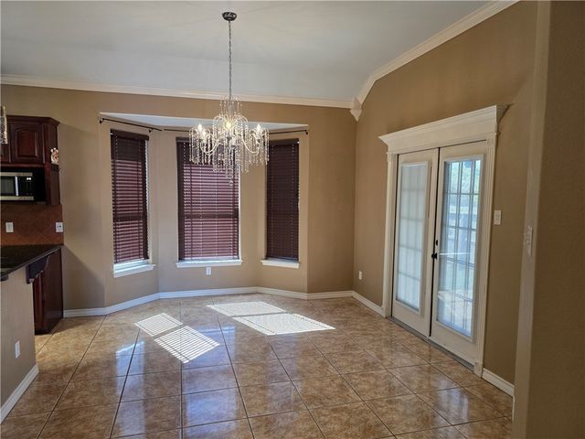 2621 Bruin Dr, Corpus Christi, TX 78414