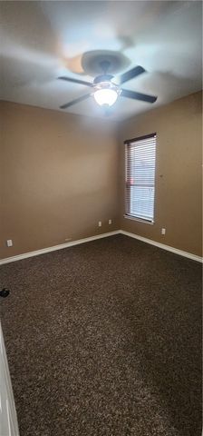 2621 Bruin Dr, Corpus Christi, TX 78414