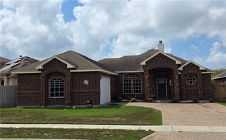 2621 Bruin Dr, Corpus Christi, TX 78414