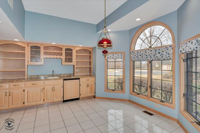 9306 Fox Run Circle, Frankfort, IL 60423