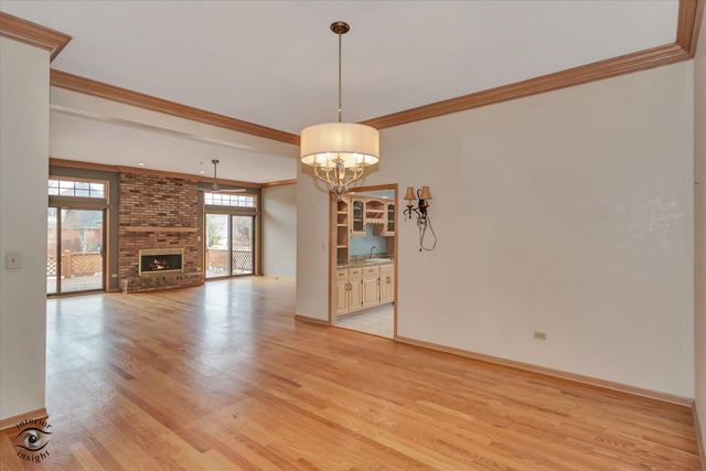 9306 Fox Run Circle, Frankfort, IL 60423