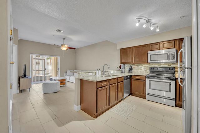 676 SANDY NECK LANE 102, Altamonte Springs, FL 32714