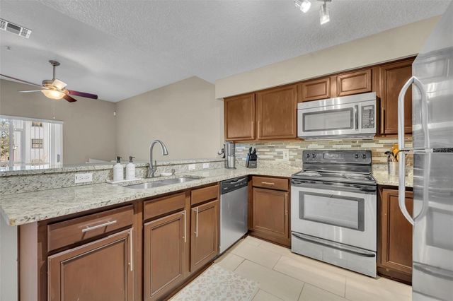 676 SANDY NECK LANE 102, Altamonte Springs, FL 32714