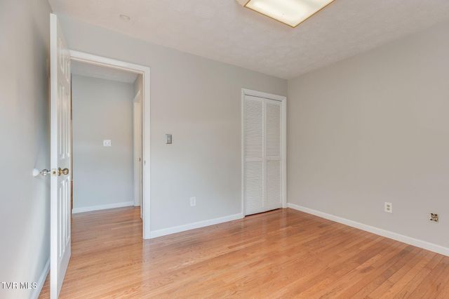 780 Hamilton Road Apt F1, Blountville, TN 37617