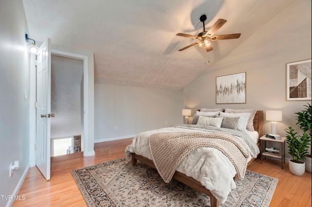 780 Hamilton Road Apt F1, Blountville, TN 37617