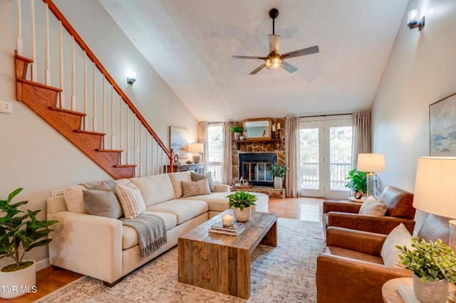 780 Hamilton Road Apt F1, Blountville, TN 37617