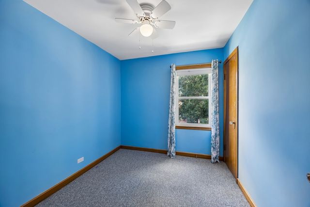 5948 S Komensky Avenue, Chicago, IL 60629
