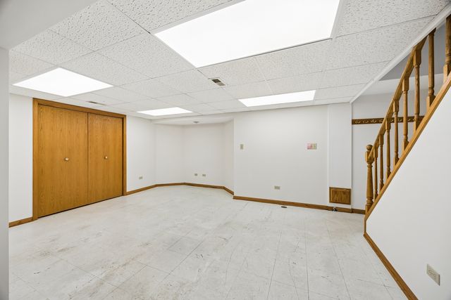 5948 S Komensky Avenue, Chicago, IL 60629