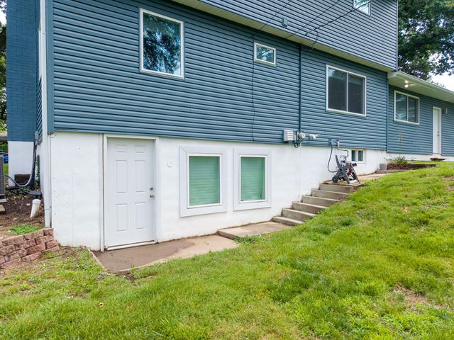 5 LONGFELLOW LN, Columbia, MO 65203