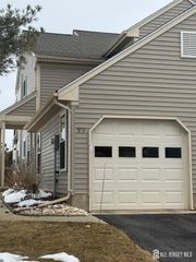 57 Yorkshire Drive D, Monroe, NJ 08831