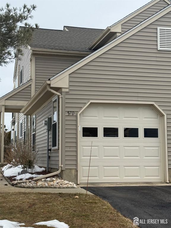 57 Yorkshire Drive D, Monroe, NJ 08831