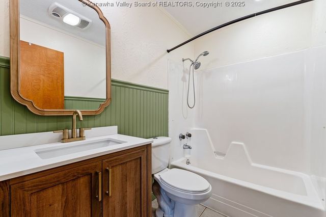 244 A Ivywood Street, Eleanor, WV 25070