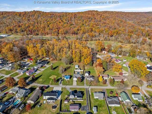 244 A Ivywood Street, Eleanor, WV 25070