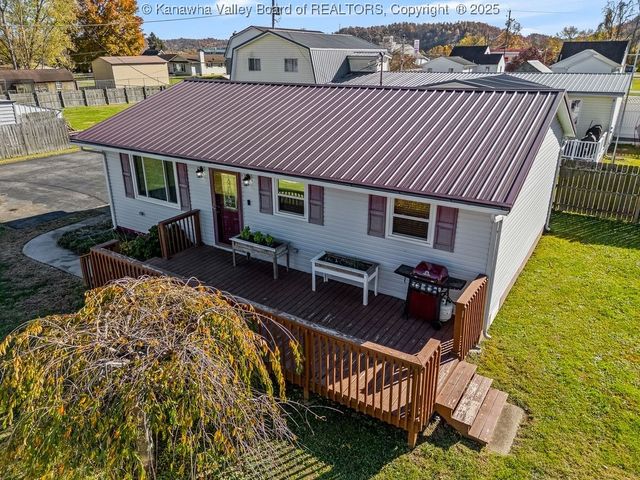 244 A Ivywood Street, Eleanor, WV 25070