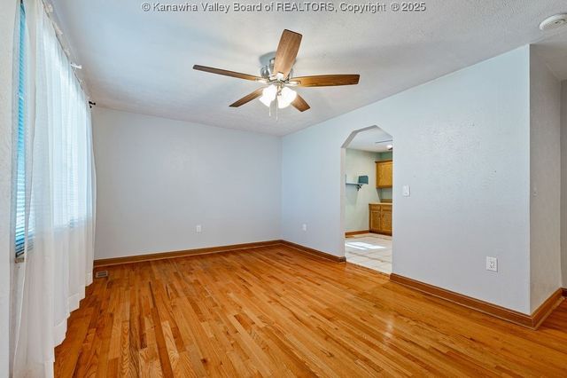 244 A Ivywood Street, Eleanor, WV 25070