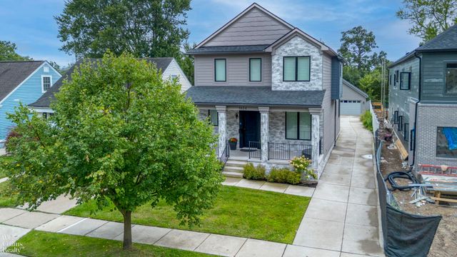 1624 Cole Street, Birmingham, MI 48009