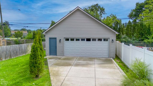 1624 Cole Street, Birmingham, MI 48009