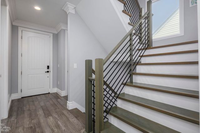 1624 Cole Street, Birmingham, MI 48009