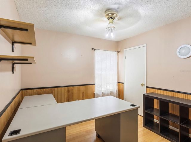 9823 SIR FREDERICK STREET, Tampa, FL 33637