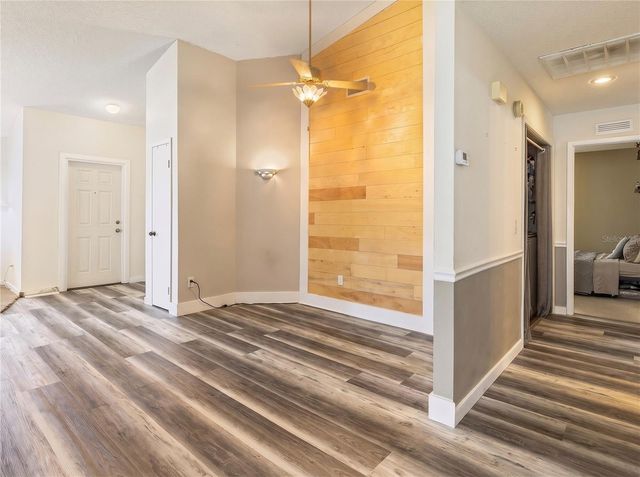 9823 SIR FREDERICK STREET, Tampa, FL 33637