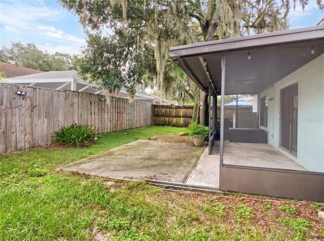 9823 SIR FREDERICK STREET, Tampa, FL 33637