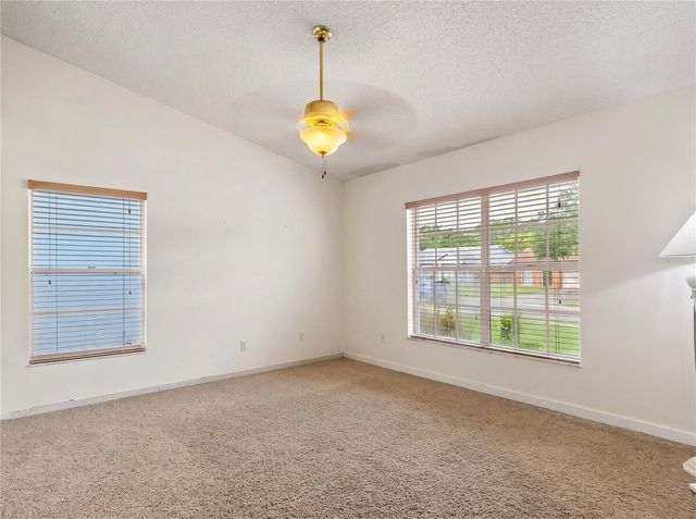 9823 SIR FREDERICK STREET, Tampa, FL 33637