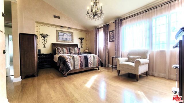 1121 21st Street 1, Santa Monica, CA 90403