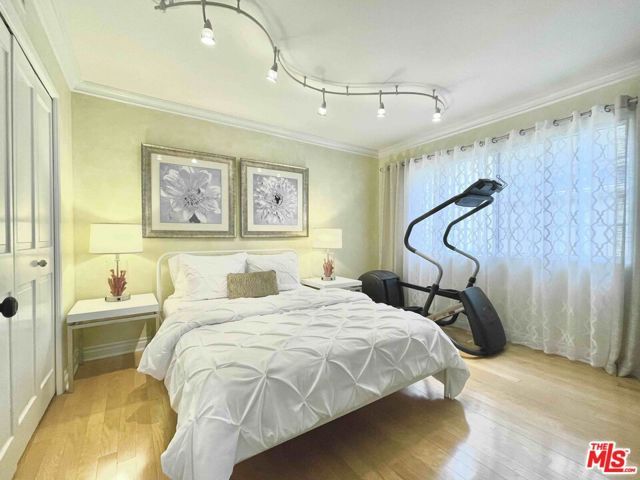 1121 21st Street 1, Santa Monica, CA 90403