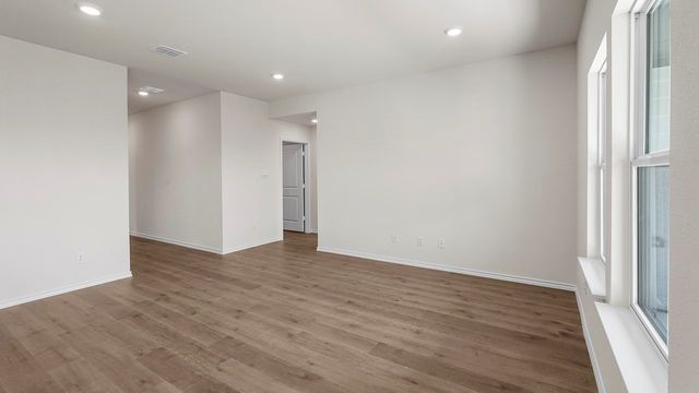 1675 Mantle Road, Crandall, TX 75114