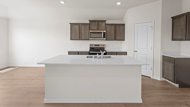 1675 Mantle Road, Crandall, TX 75114