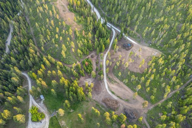 3490 Ohana Way, Valley, WA 99181