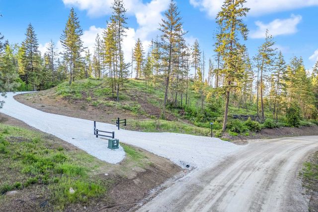 3490 Ohana Way, Valley, WA 99181