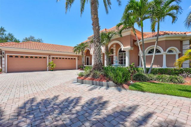 5207 SAND LAKE COURT, Sarasota, FL 34238