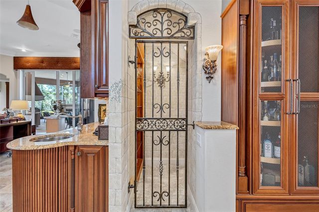 5207 SAND LAKE COURT, Sarasota, FL 34238