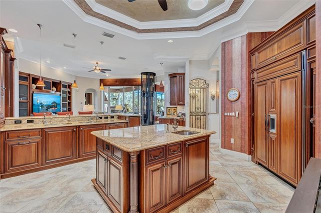 5207 SAND LAKE COURT, Sarasota, FL 34238