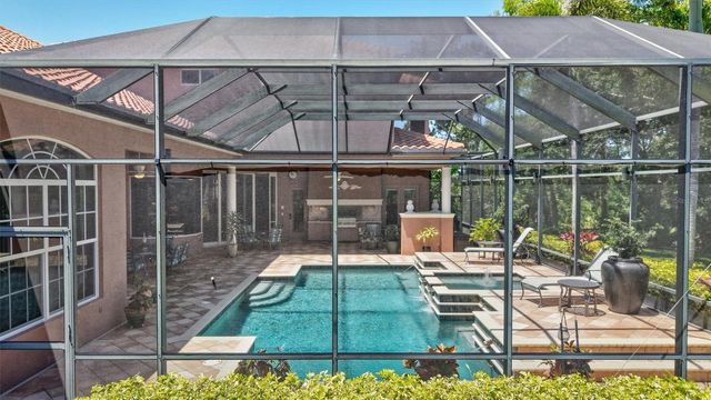 5207 SAND LAKE COURT, Sarasota, FL 34238