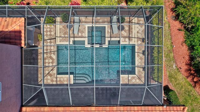 5207 SAND LAKE COURT, Sarasota, FL 34238