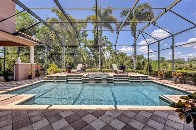 5207 SAND LAKE COURT, Sarasota, FL 34238