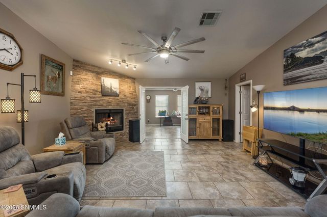 4062 Windridge Circle, Las Cruces, NM 88012
