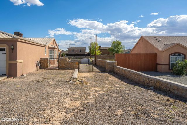 4062 Windridge Circle, Las Cruces, NM 88012