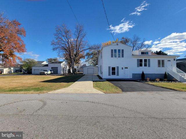 2621 N SNYDER AVE, Sparrows Point, MD 21219