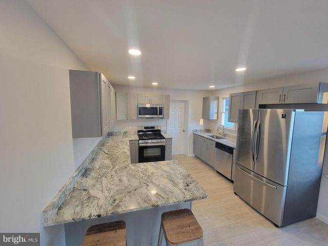 2621 N SNYDER AVE, Sparrows Point, MD 21219