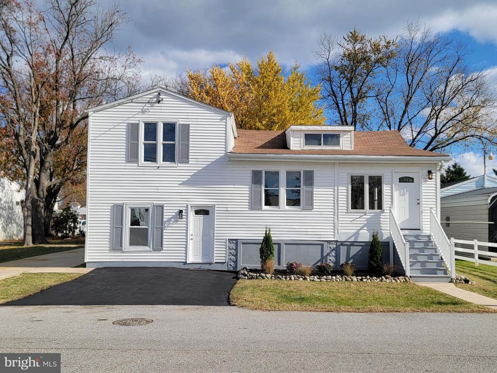 2621 N SNYDER AVE, Sparrows Point, MD 21219