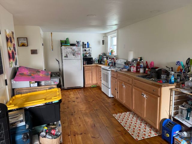 474 Dog Team Road, New Haven, VT 05456