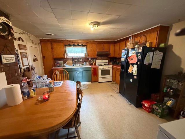 474 Dog Team Road, New Haven, VT 05456