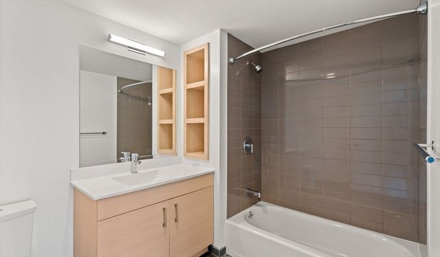 99 Kneeland St 1908, Boston, MA 02111