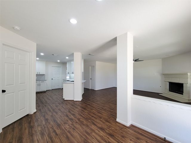 21123 Amber Crossing Drive, Richmond, TX 77406